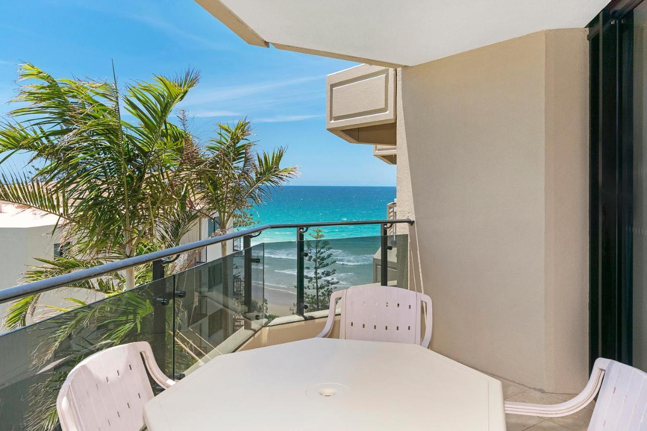 Clubb Coolum Beach Resort Sunshine Coast Экстерьер фото