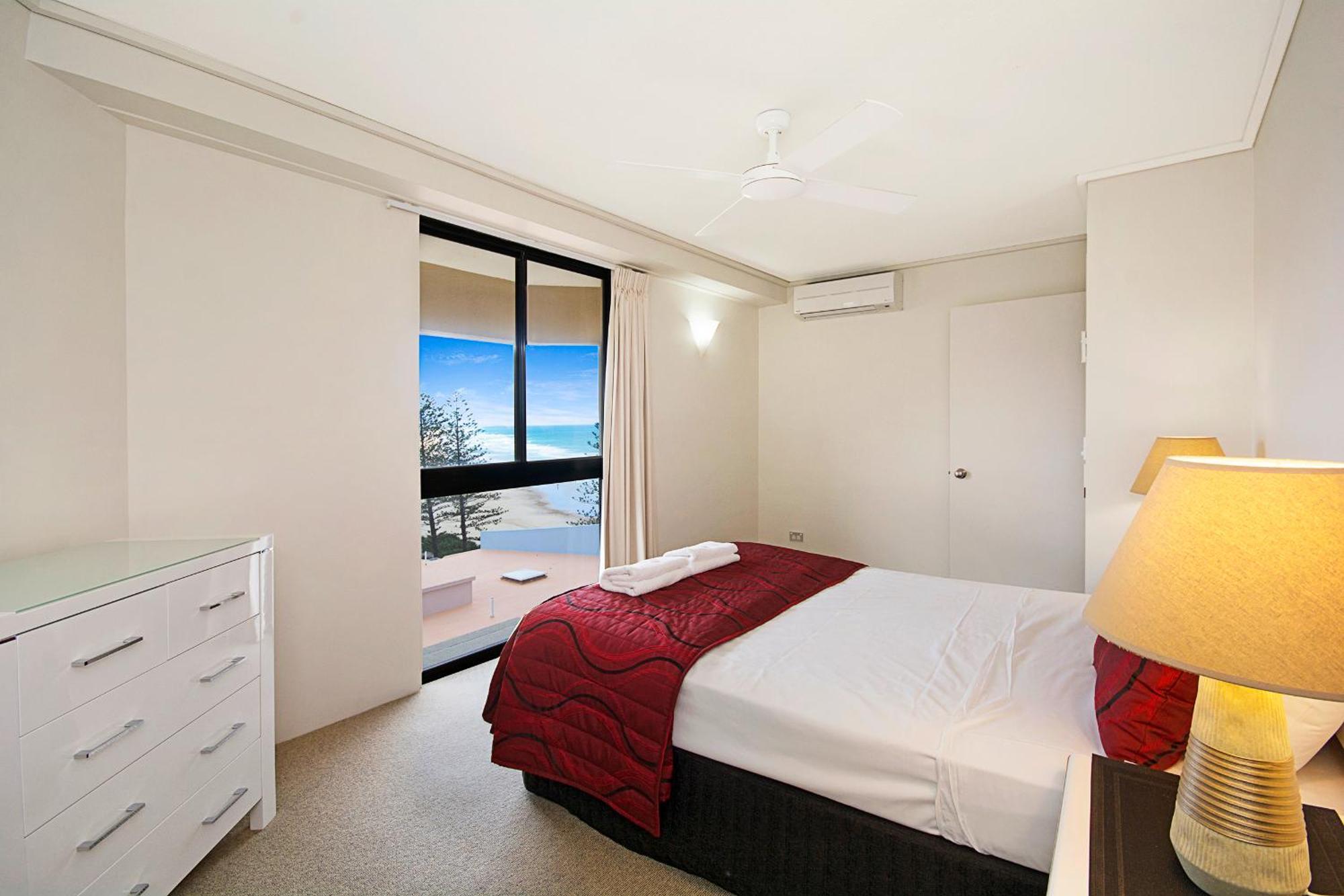 Clubb Coolum Beach Resort Sunshine Coast Экстерьер фото