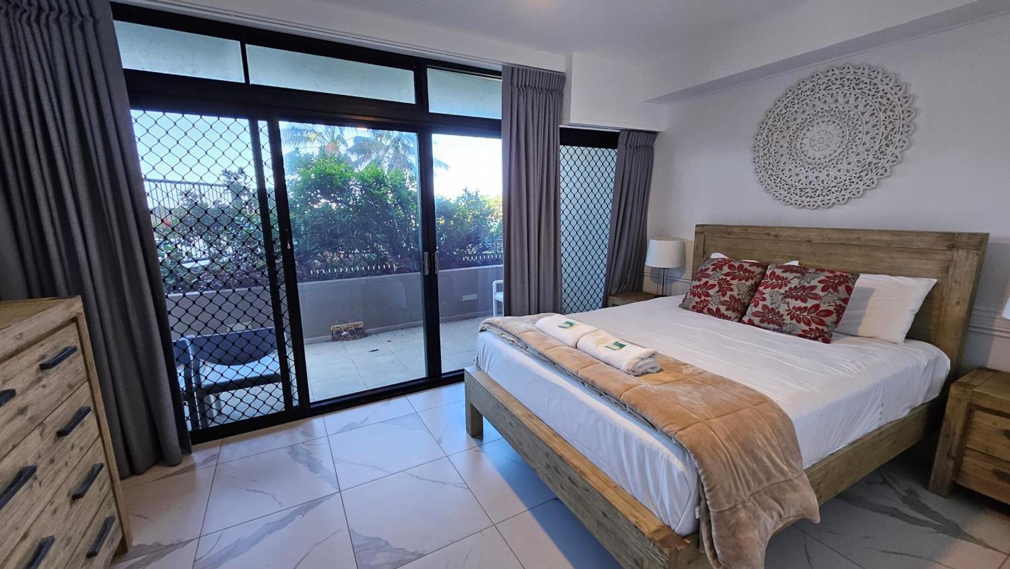 Clubb Coolum Beach Resort Sunshine Coast Экстерьер фото