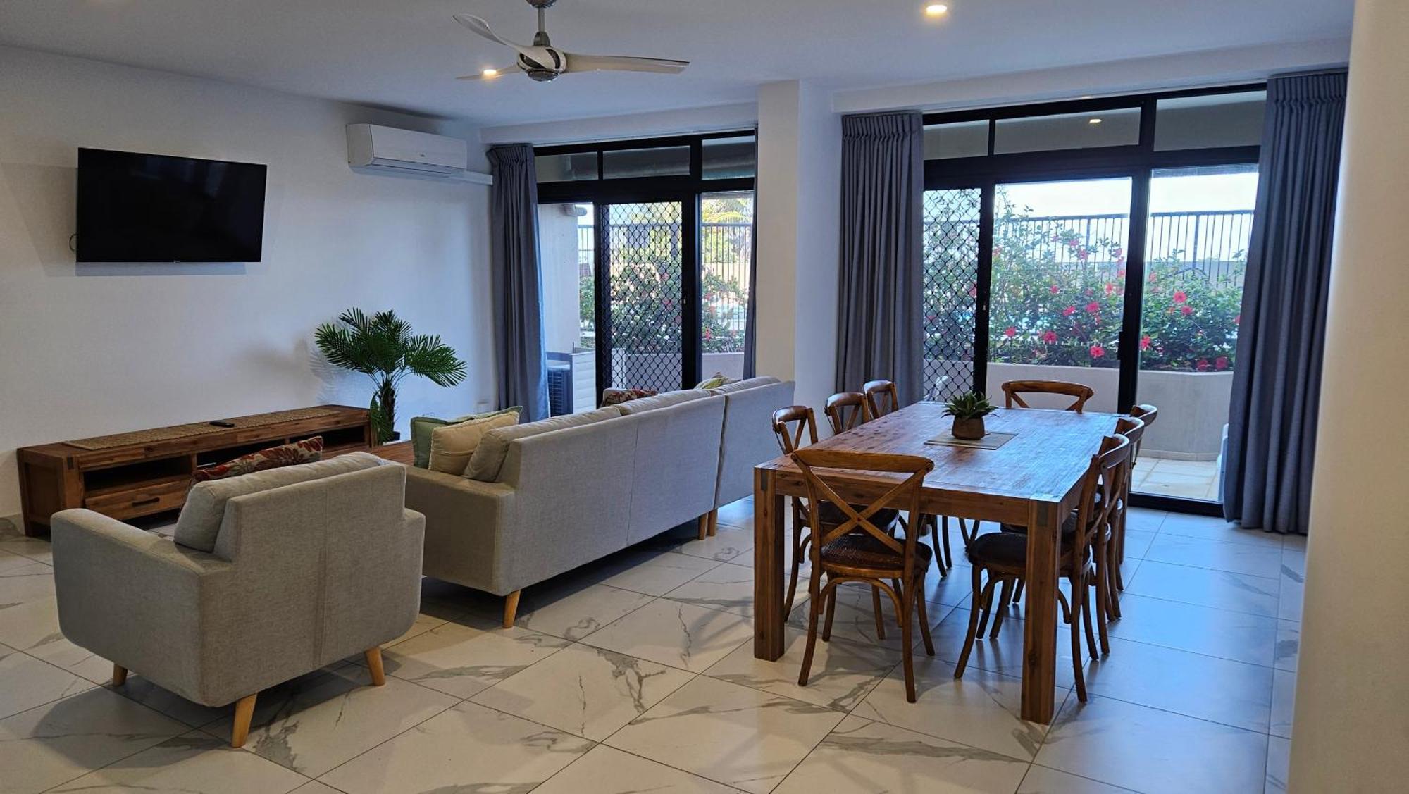 Clubb Coolum Beach Resort Sunshine Coast Экстерьер фото