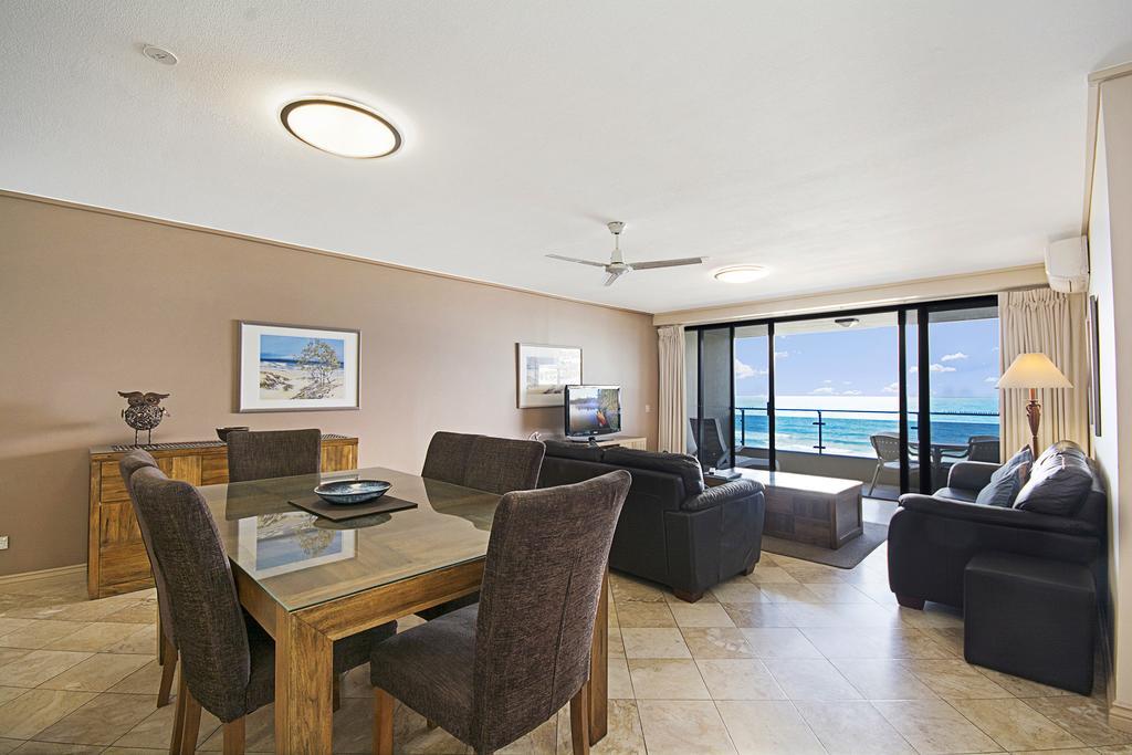 Clubb Coolum Beach Resort Sunshine Coast Экстерьер фото