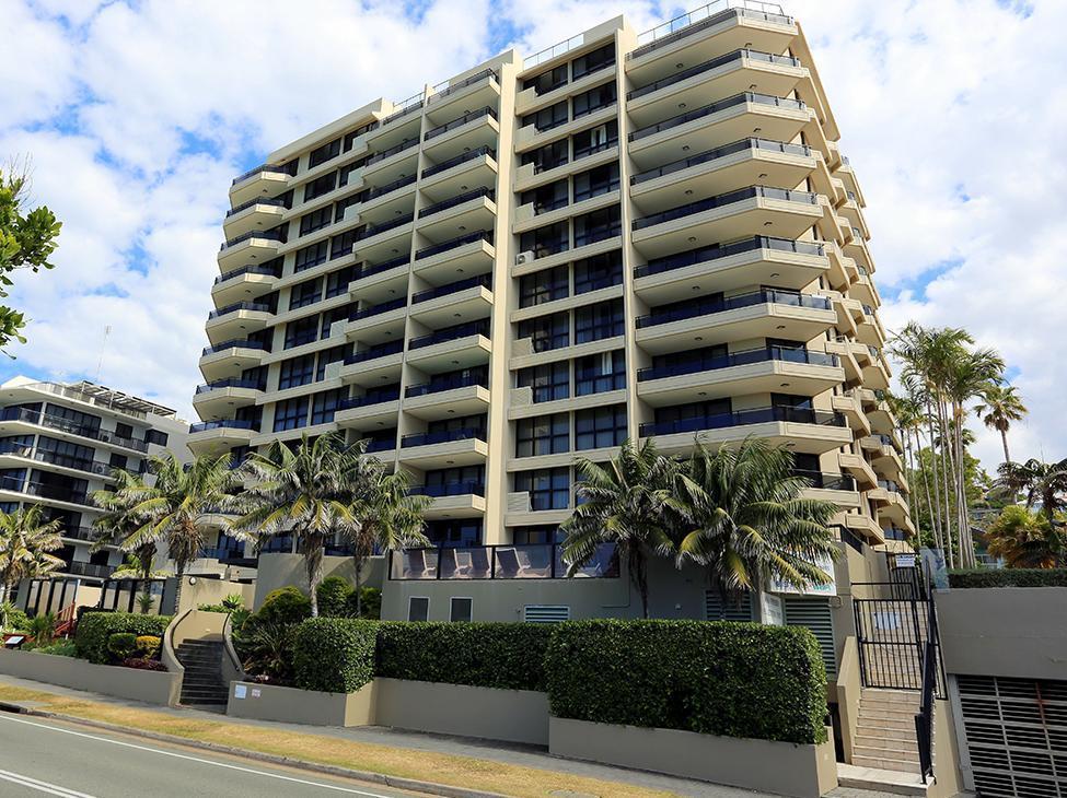 Clubb Coolum Beach Resort Sunshine Coast Экстерьер фото